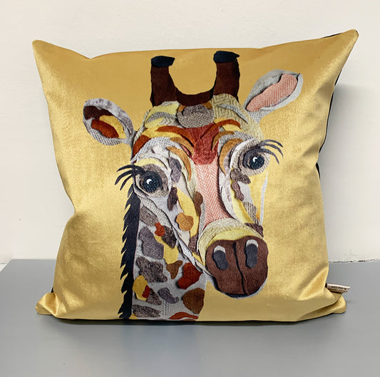 Giraffe Cushion Velvet