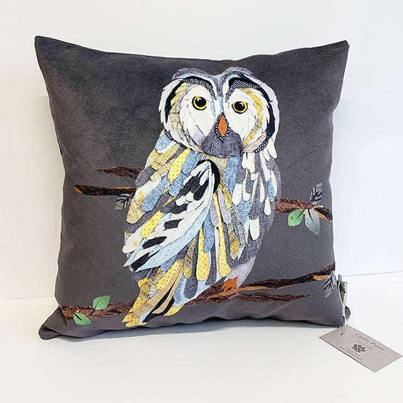 Owl cushion