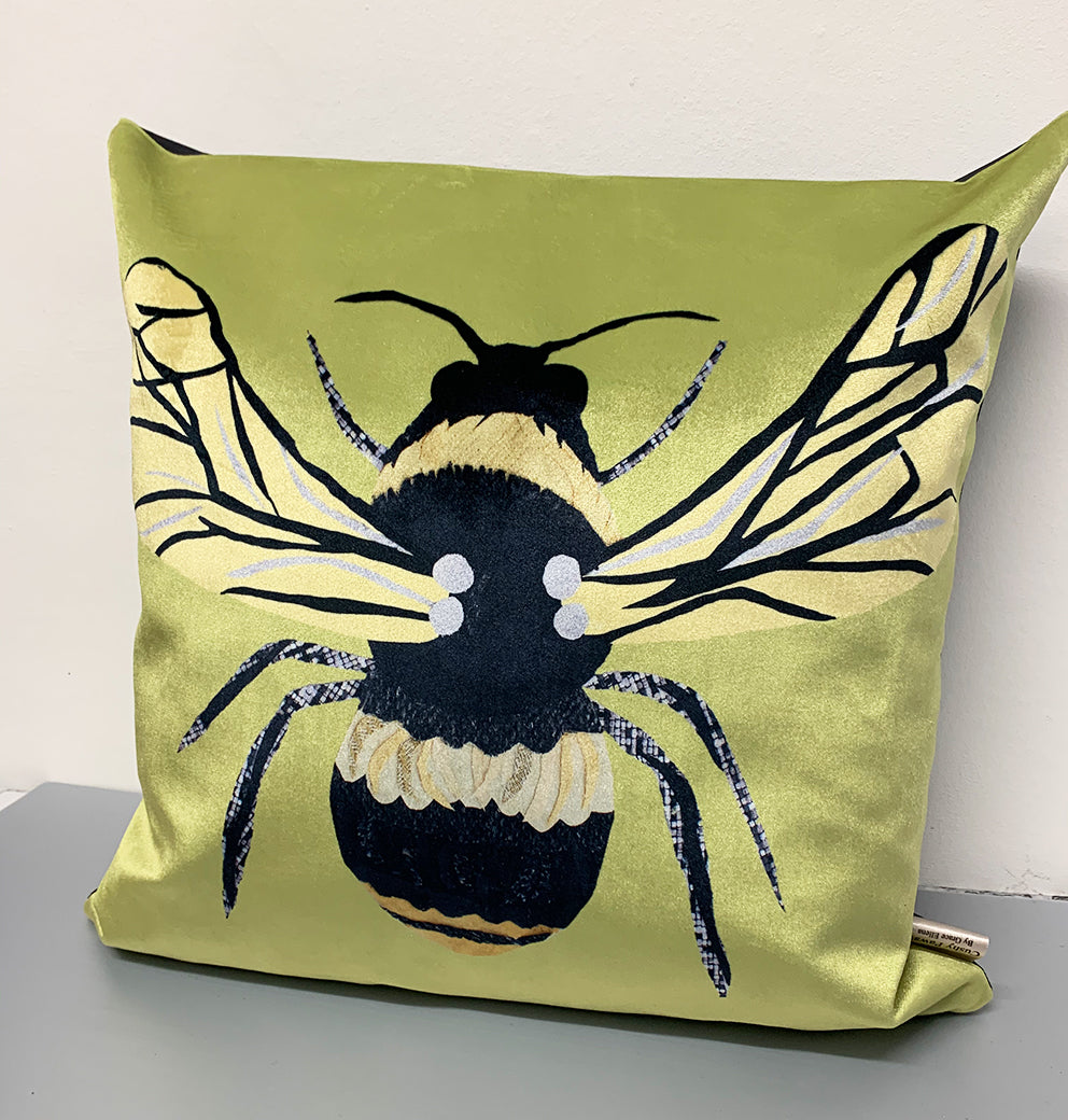 Bee cushion