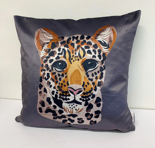 Leopard Cushion Velvet